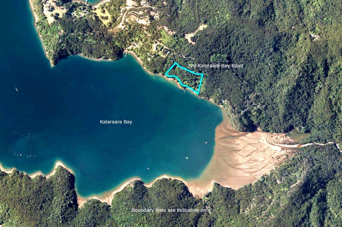 House in Great Barrier Island / Aotea, Auckland, New Zealand 1 - 17732205