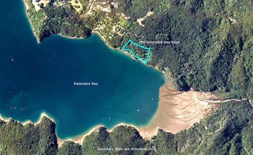 House in Great Barrier Island / Aotea, Auckland, New Zealand 1