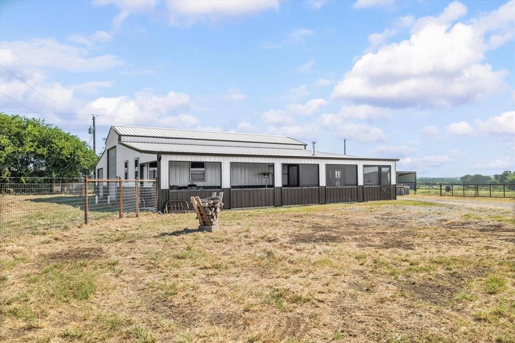 House in Gainesville, Texas, United States 5 - 17730493
