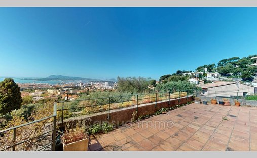 Villa à Toulon, Provence-Alpes-Côte d'Azur, France 1