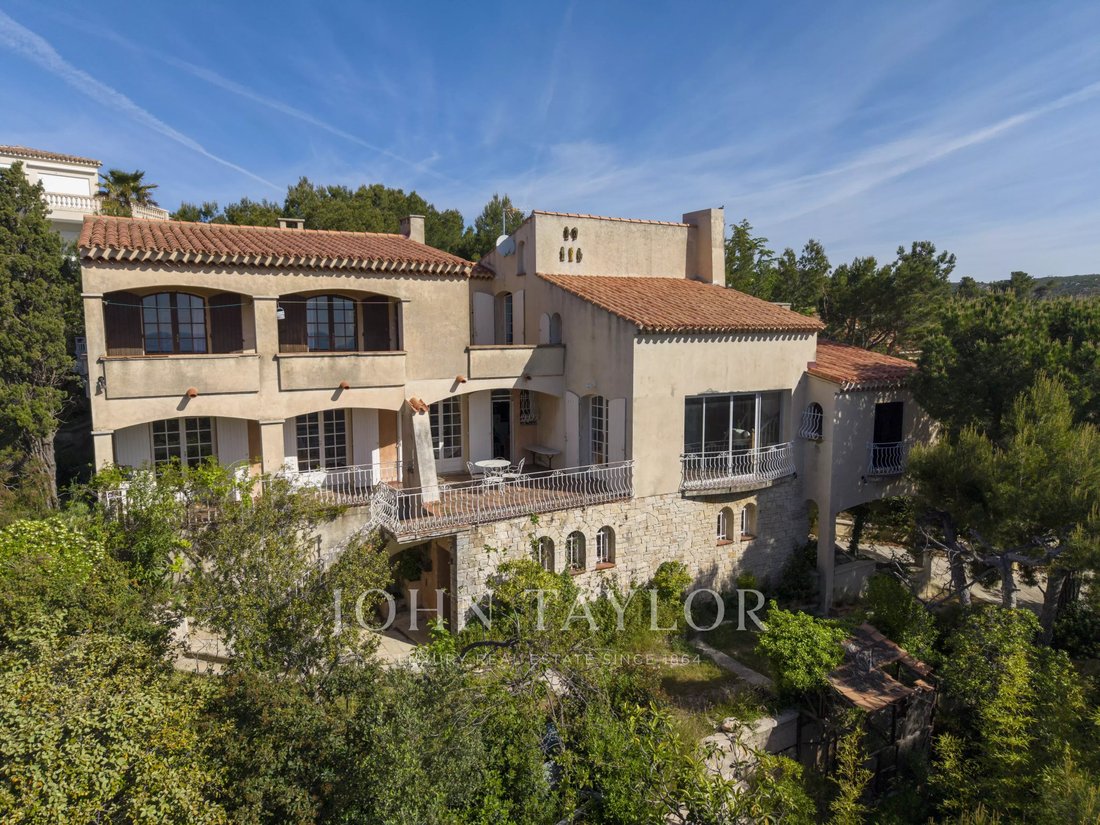 House in Le Brulot-Valapoux, Sausset-les-Pins, France 2 - 17727146