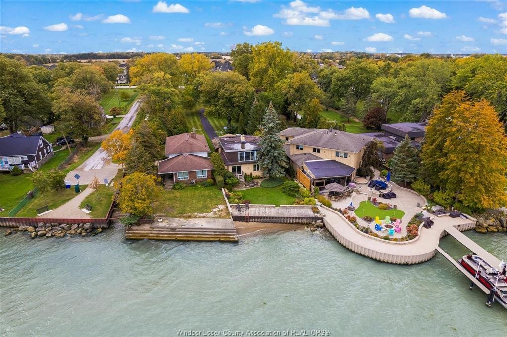 House in Lakeshore, Ontario, Canada 1 - 17728568