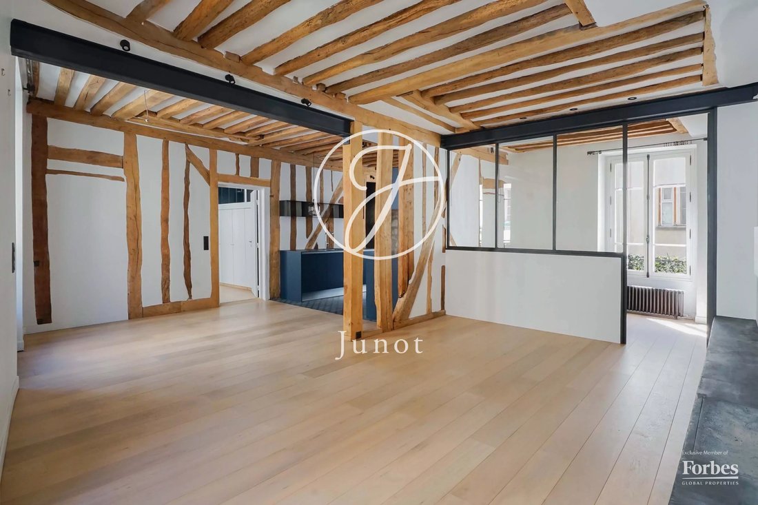 Apartment in Saint Gervais, Paris 4e Arrondissement, Paris 5 - 17727778