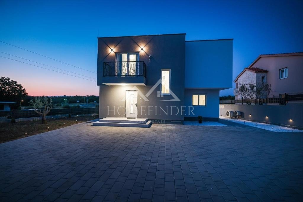 House in Opcina Policnik, Zadar County, Croatia 4 - 17728019