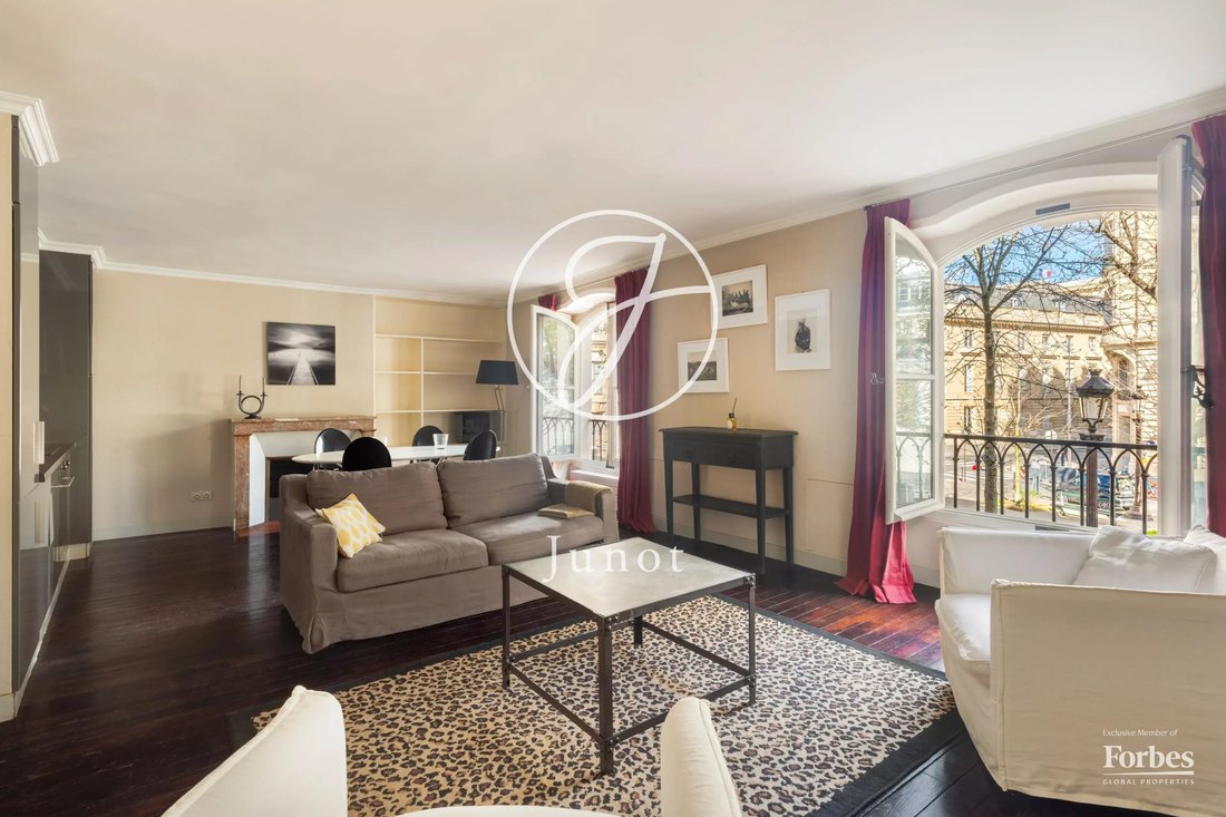 Apartment in Invalides, Paris 7e Arrondissement, Paris 1 - 17629652