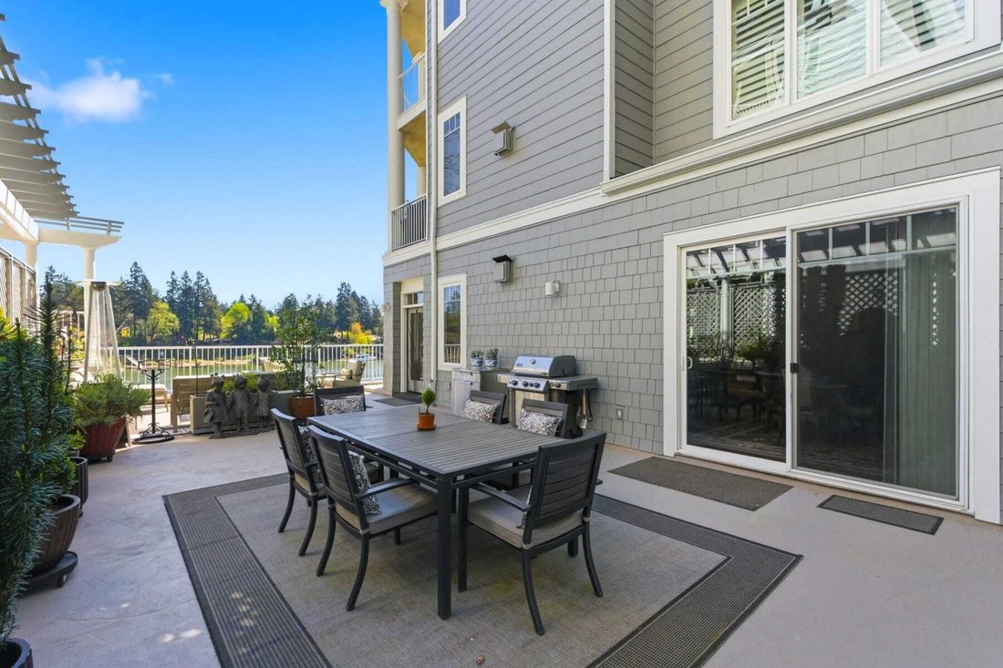 Condo in Lake Oswego, Oregon, United States 2 - 17732513