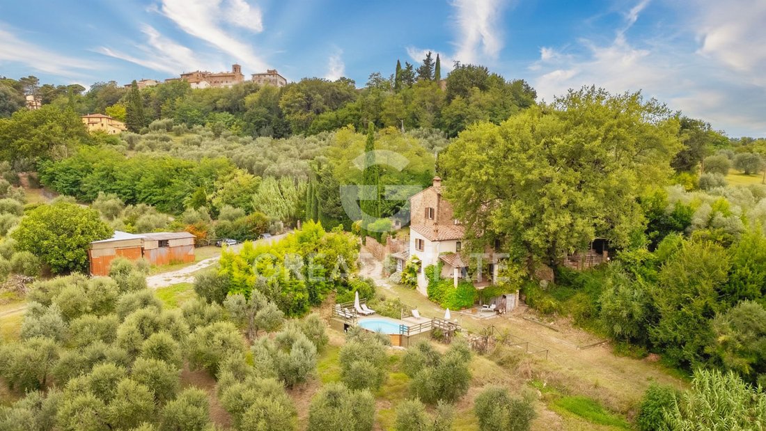 Estate in Gambassi Terme, Tuscany, Italy 3 - 17729367