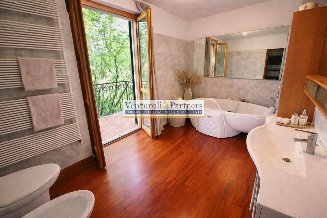 House in Polpenazze del Garda, Lombardy, Italy 5 - 17728347