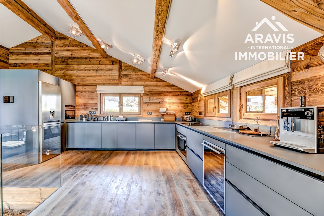 House in Arâches-la-Frasse, Auvergne-Rhône-Alpes, France 3 - 17730737