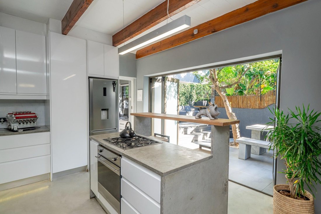Apartment in Green Point, Cape Town, South Africa 5 - 17729720