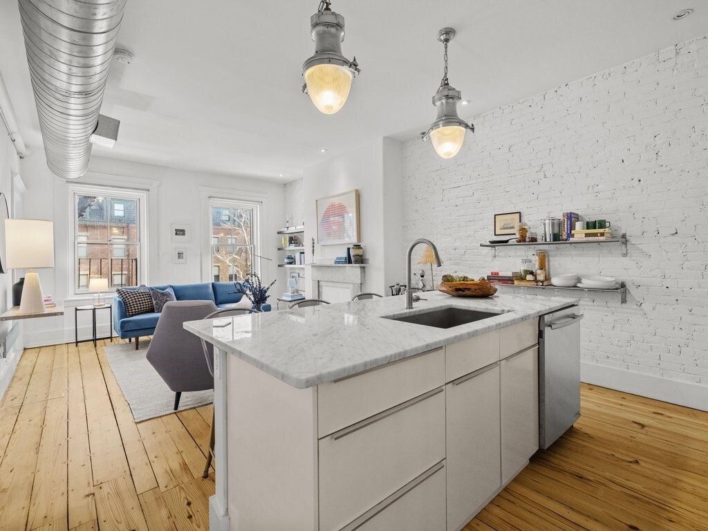 Condo in Boston, Massachusetts, United States 4 - 17731085