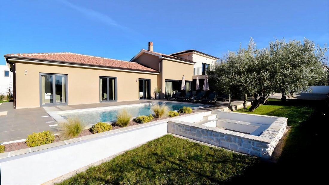 Villa in Porec, Istria County, Croatia 2 - 17731203