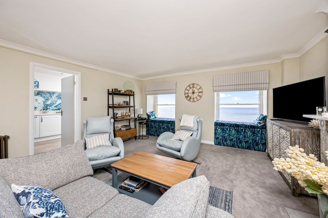 Apartment in Kingsway, Hove, England 2 - 17727991