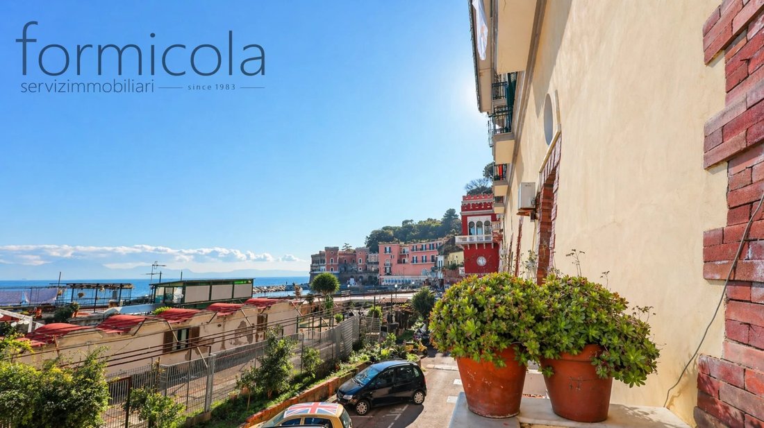 Apartment in Posillipo, Naples, Campania 5 - 12434159
