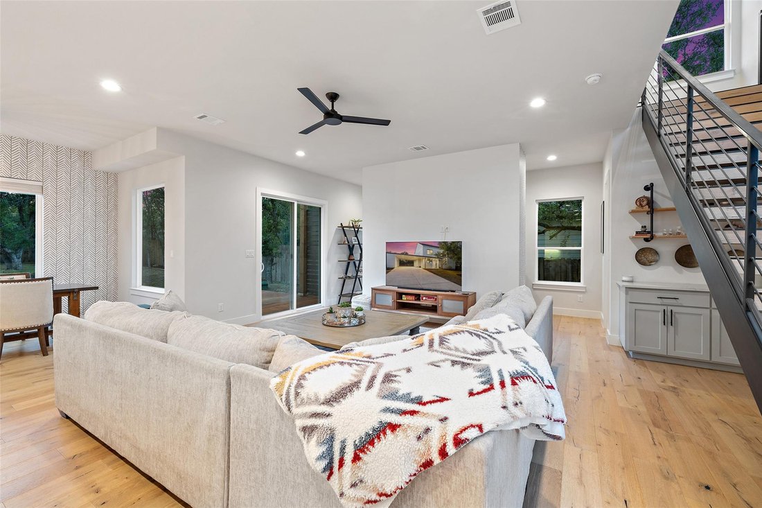 House in Spicewood, Texas, United States 4 - 17729926