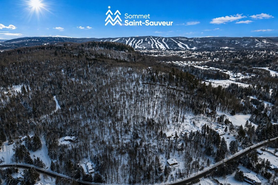Land in Saint-Sauveur, Quebec, Canada 1 - 16727047