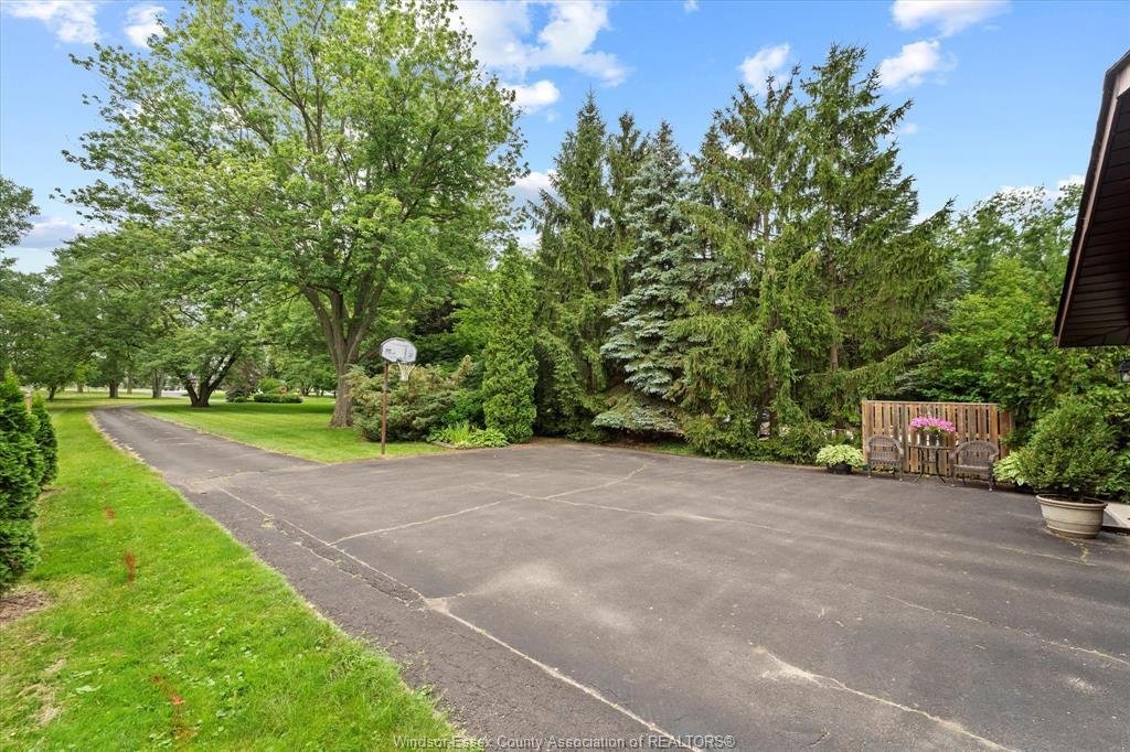 House in Lakeshore, Ontario, Canada 4 - 17728568