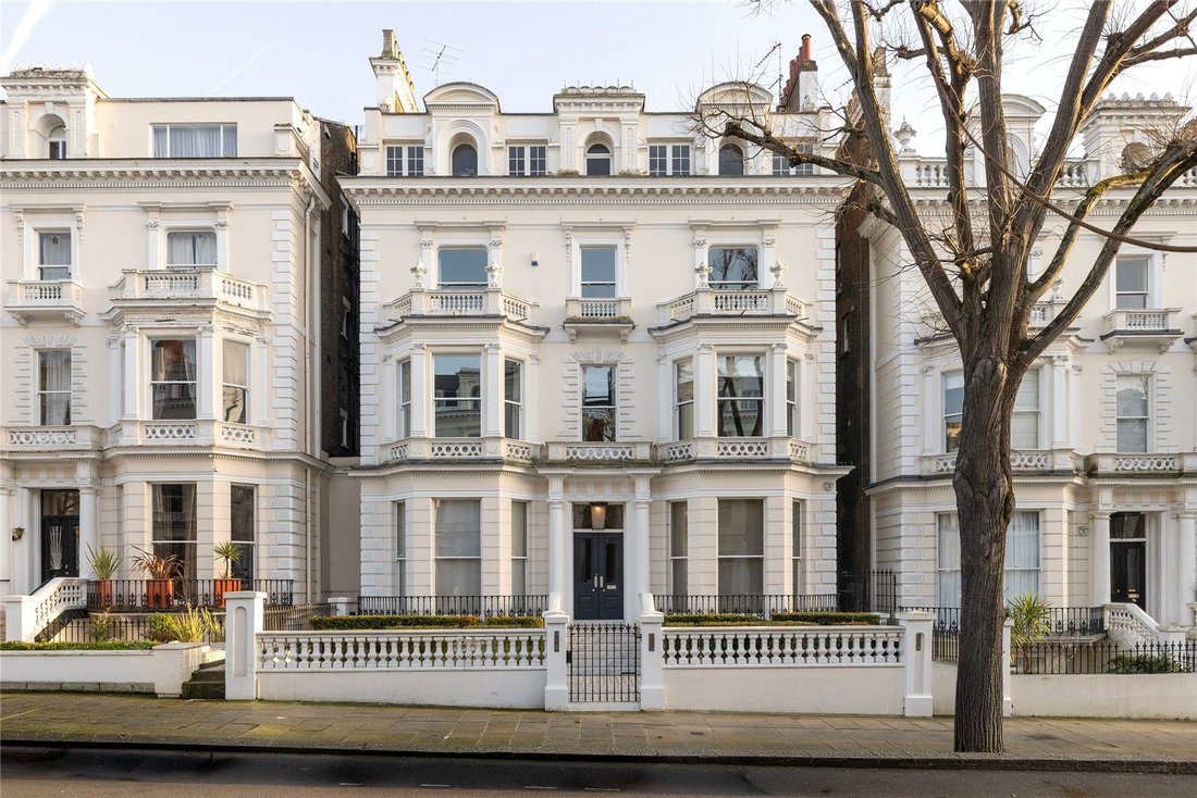 Apartment in Holland Park, Kensington And Chelsea, England 3 - 17727806