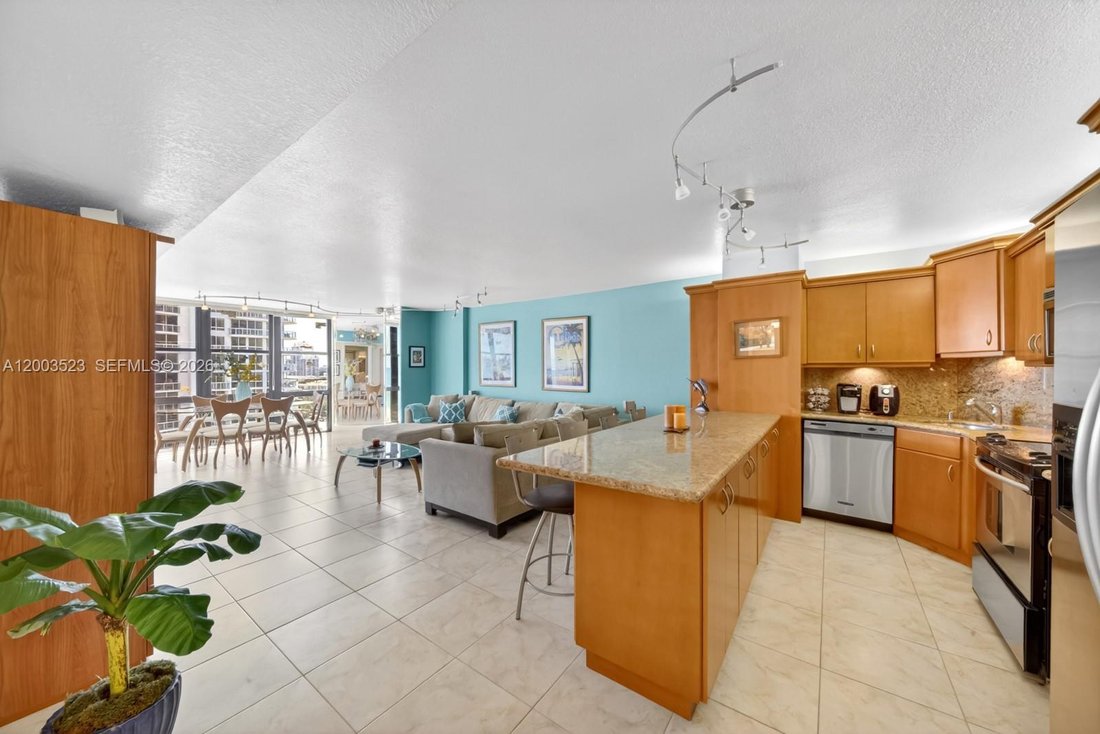 Condo in Miami Beach, Florida, United States 5 - 17727774