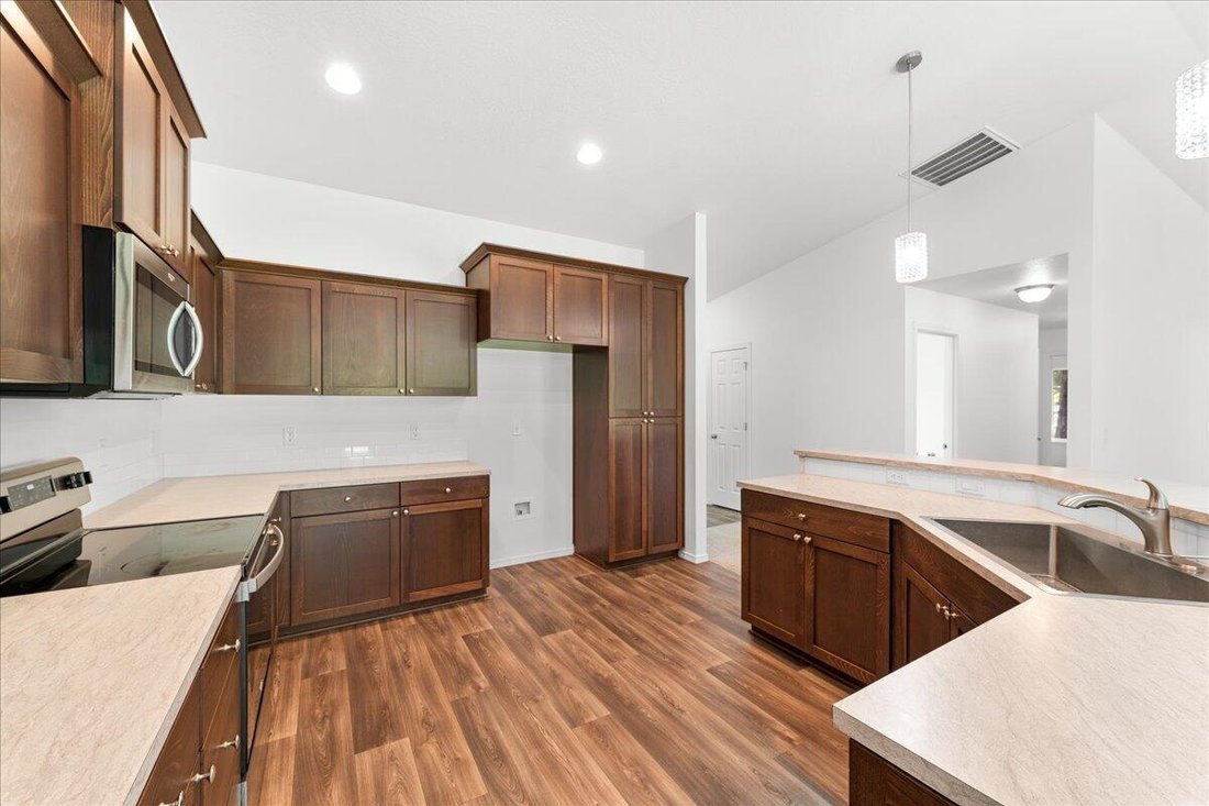 House in Grants Pass, Oregon, United States 5 - 17726698