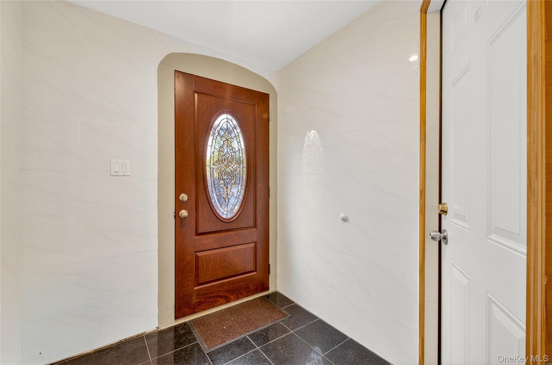 House in New York, New York, United States 4 - 17726673