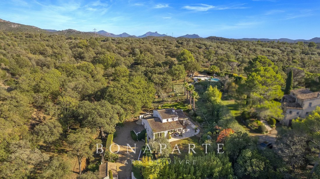Villa in Tour de Mare, Frejus, France 4 - 17728161