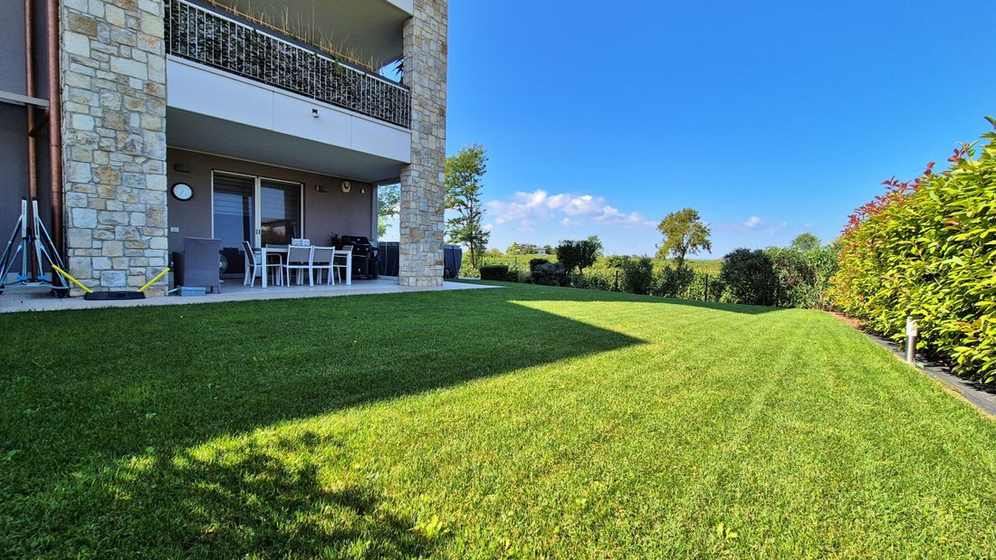 Apartment in San Benedetto di Lugana, Peschiera del Garda, Veneto 1 - 17728388