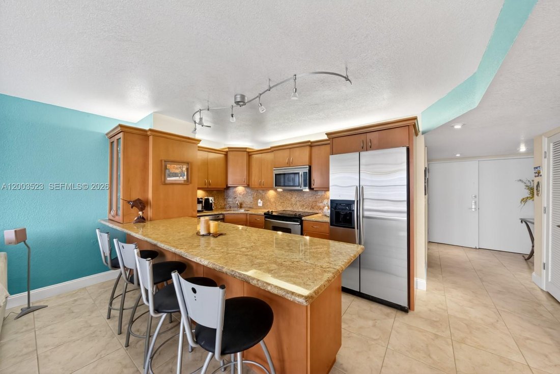 Condo in Miami Beach, Florida, United States 4 - 17727774