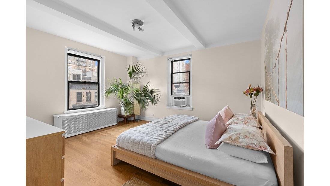 Co Op in New York, New York, United States 4 - 17727758