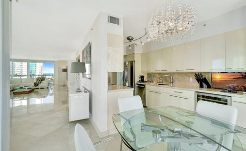 Condo in Sunny Isles Beach, Florida, United States 1