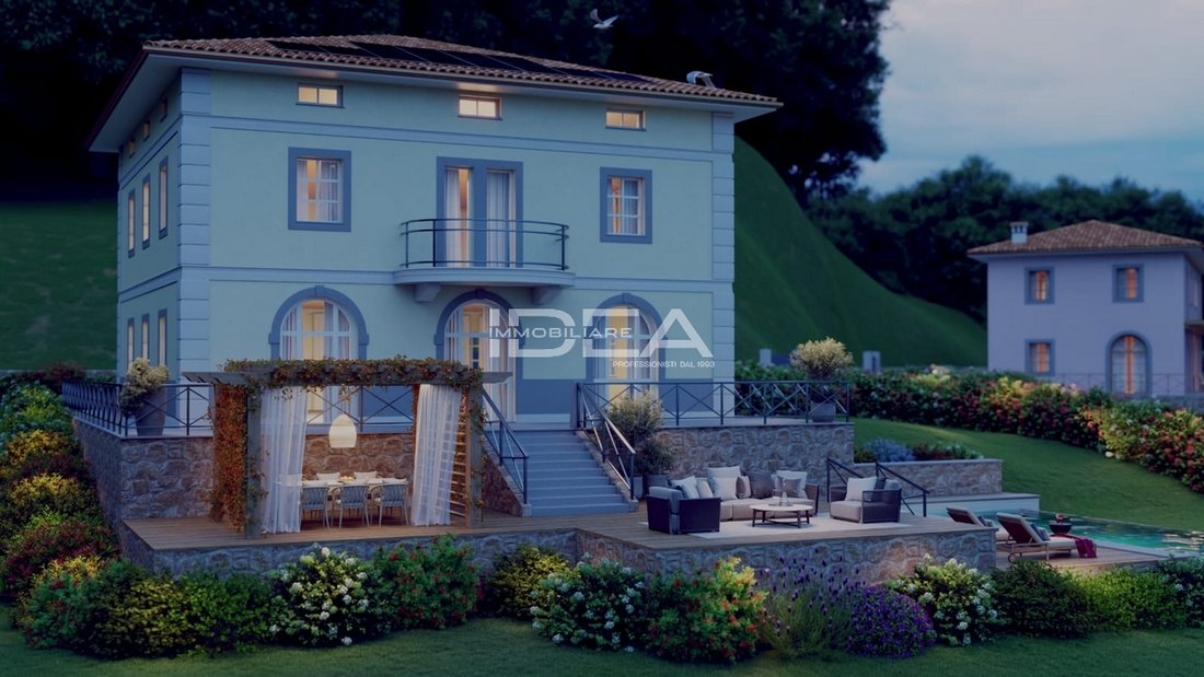 Villa in Barga, Tuscany, Italy 4 - 17727850