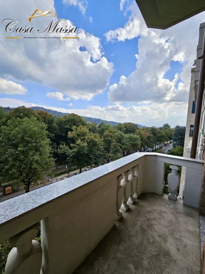 Apartment in Saint Salvario, Turin, Piedmont 1 - 17729353