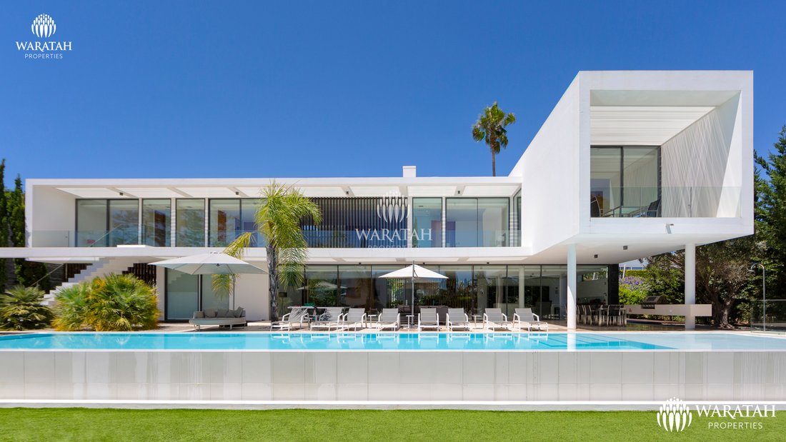 Villa in Vale do Lobo, Almancil, Portugal 1 - 17726402