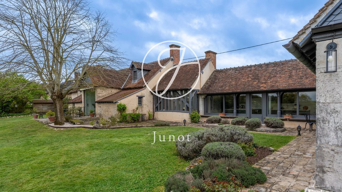 House in Arrondissement of Vendôme, Centre-Val de Loire, France 1 - 17445149