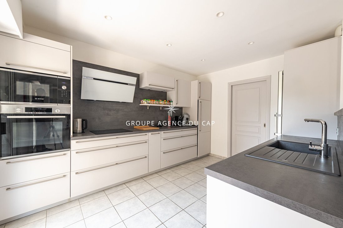 Apartment in Boulouris, Saint-Raphaël, France 5 - 17727870