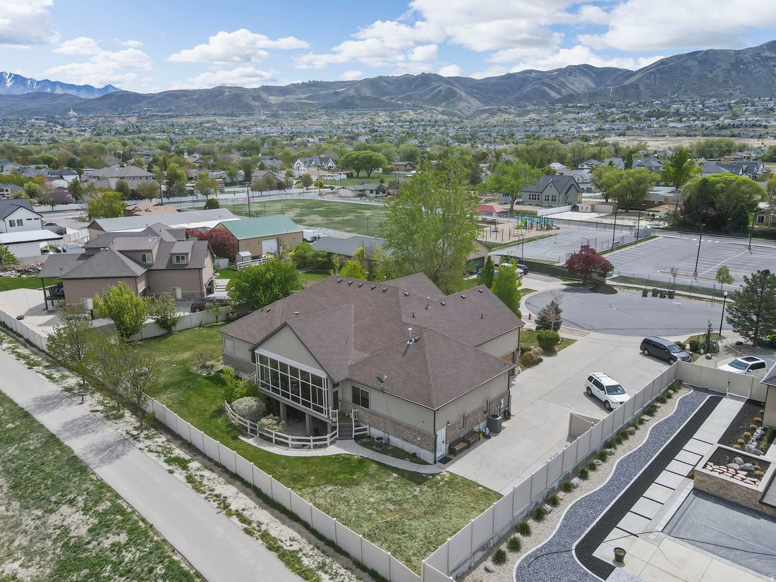 House in Draper, Utah, United States 2 - 17729613