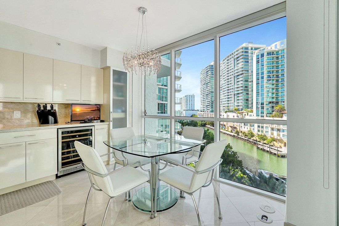 Condo in Sunny Isles Beach, Florida, United States 3 - 17729698