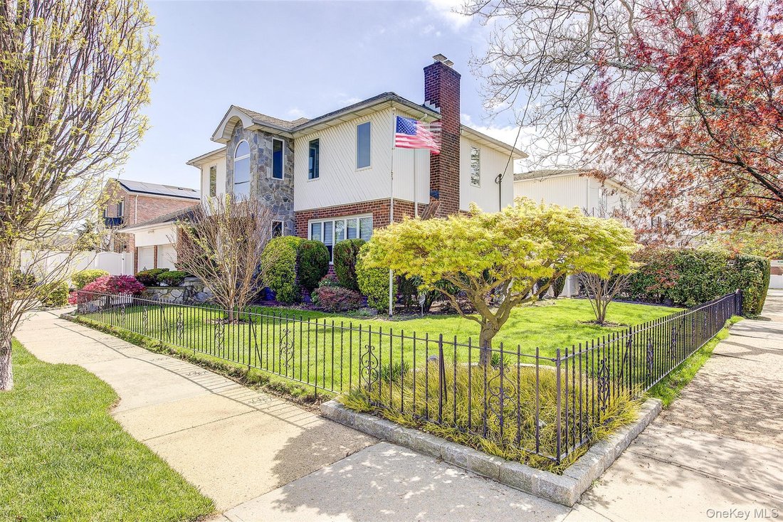 House in New York, New York, United States 3 - 17728442