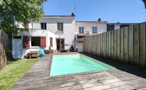House in Centre-Ermitage, Le Bouscat, France 1