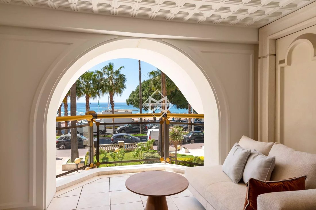 Apartment in Cannes, Provence-Alpes-Côte d'Azur, France 2 - 17728084