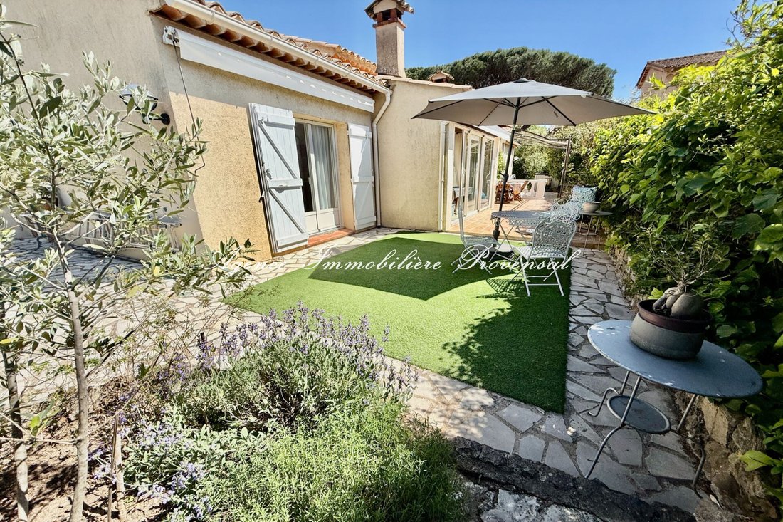 Villa in Ville-Les Saquedes-Le Bouillonnet, Sainte-Maxime, France 3 - 17727339