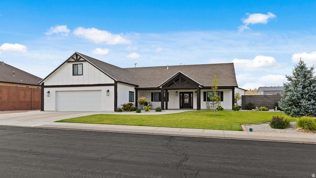 House in Enterprise, Utah, United States 2 - 17361351