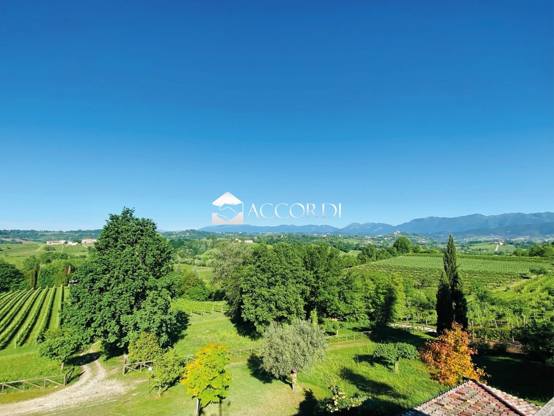 Villa in City Center, Conegliano, Veneto 1 - 15634621