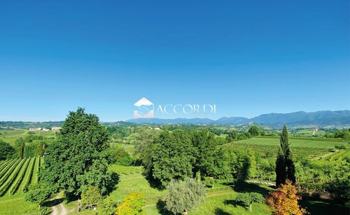 Villa in City Center, Conegliano, Veneto 1