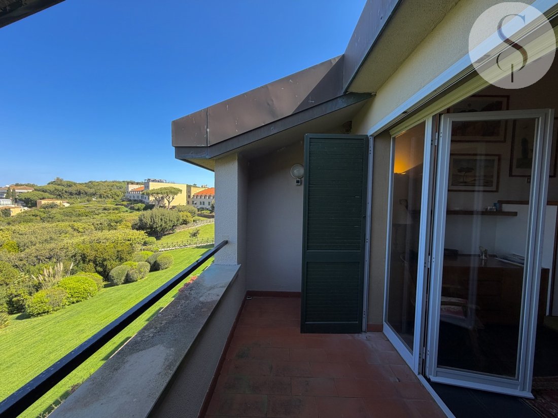 Apartment in Castle of Castiglione, Castiglione della Pescaia, Tuscany 4 - 17729472