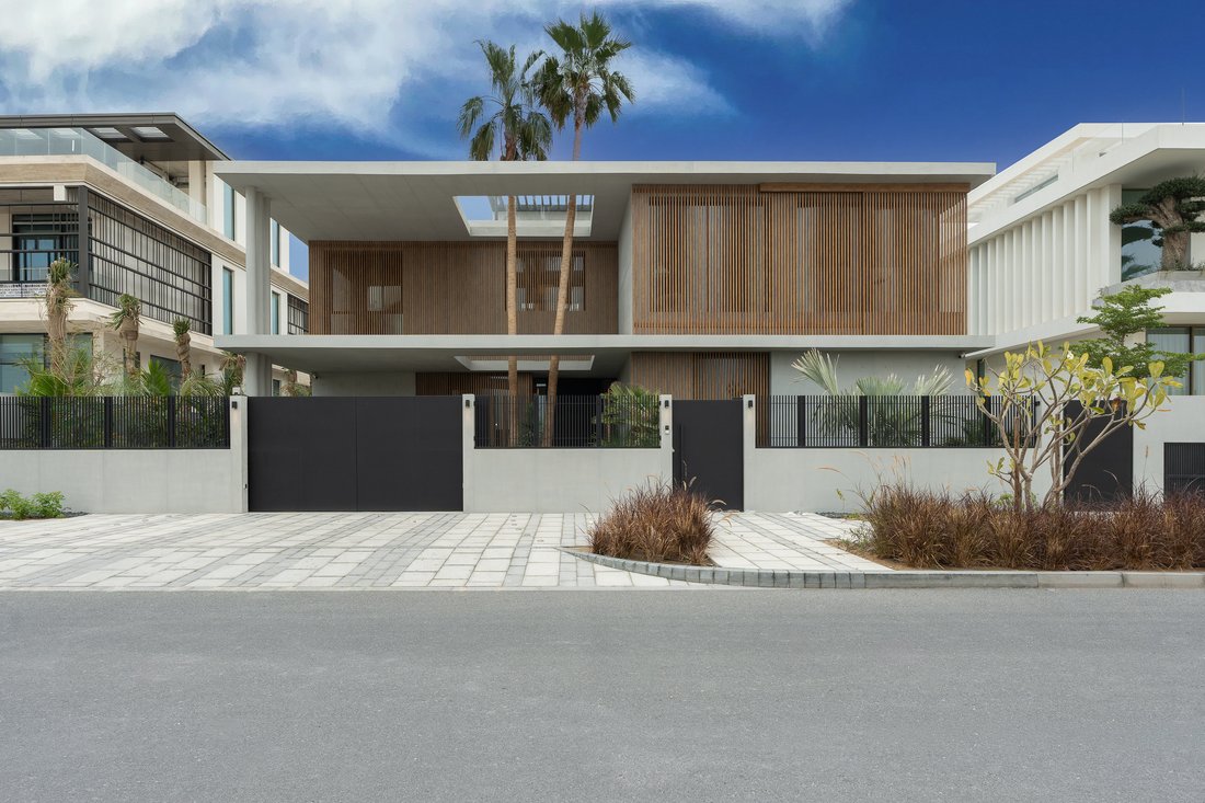 Villa in Jumeirah, Dubai, United Arab Emirates 1 - 17728185