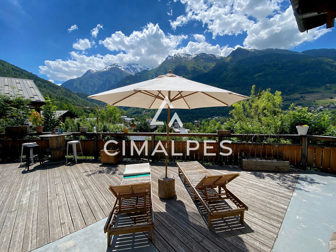 Villa in Sainte-Foy-Tarentaise, Auvergne-Rhône-Alpes, France 1 - 17047534