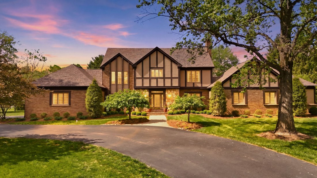 House in Watterson Park, Kentucky, United States 3 - 17728634