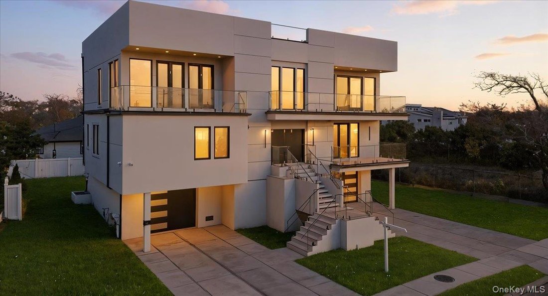 House in Atlantic Beach, New York, United States 1 - 17729439
