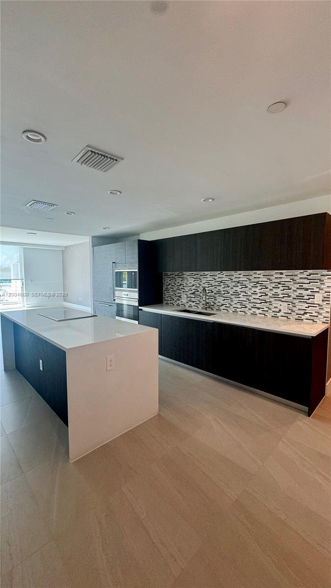Condo in Bal Harbour, Florida, United States 5 - 17729739